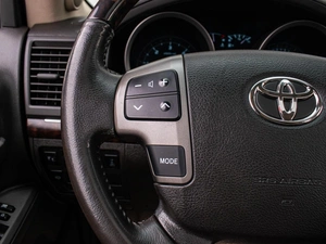 Внедорожник Toyota Land Cruiser 2010 года, 3025000 рублей, Краснодар