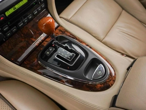 Седан Jaguar XJ 2009 года, 1849985 рублей, Москва