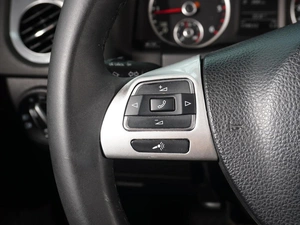 Внедорожник Volkswagen Tiguan 2013 года, 1177000 рублей, Тверь