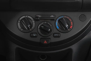 Хетчбэк Nissan Note 2013 года, 839000 рублей, Кемерово