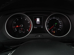 Внедорожник Volkswagen Tiguan 2017 года, 2054000 рублей, Воронеж