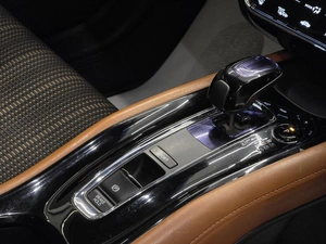 Внедорожник Honda Vezel 2014 года, 1360000 рублей, Красноярск