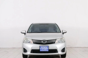 Седан Toyota Corolla Axio 2013 года, 1039000 рублей, Красноярск