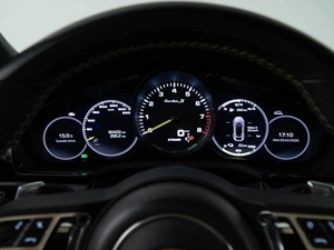 Внедорожник Porsche Cayenne Turbo S 2020 года, 14998888 рублей, Москва
