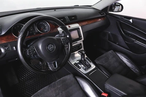 Седан Volkswagen Passat 2010 года, 689000 рублей, Пермь