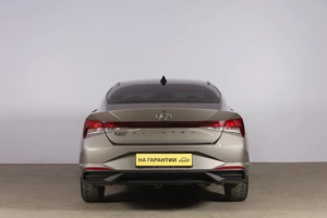 Седан Hyundai Elantra 2021 года, 1909000 рублей, Новосибирск