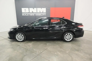 Седан Toyota Camry 2018 года, 3270000 рублей, Курск