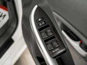 Лифтбек Toyota Prius 2010 года, 1000000 рублей, Красноярск