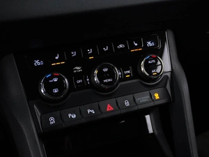 Внедорожник Skoda Karoq 2020 года, 2753444 рублей, Москва