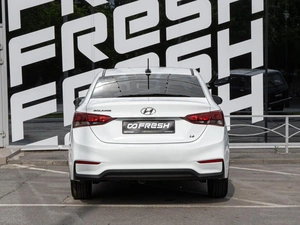 Седан Hyundai Solaris 2017 года, 1099000 рублей, Волгоград