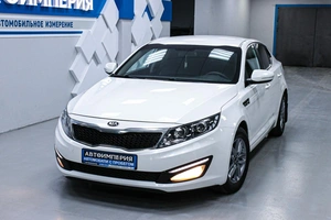 Седан Kia Optima 2013 года, 998000 рублей, Солонцы