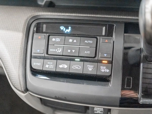 Минивэн Honda Stepwgn 2019 года, 1850000 рублей, Красноярск