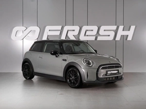 Хетчбэк MINI Cooper 2022 года, 2698000 рублей, Красный Пахарь