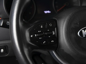 Седан Kia Rio 2019 года, 1470000 рублей, Омск