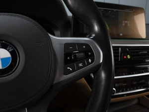 Седан BMW 5 серия 2021 года, 7600000 рублей, Омск