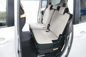 Минивэн Toyota Sienta 2018 года, 1293000 рублей, Солонцы