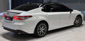 Седан Toyota Camry 2021 года, 3297000 рублей, Красноярск