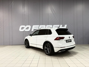 Внедорожник Volkswagen Tiguan 2018 года, 2990000 рублей, Нижневартовск