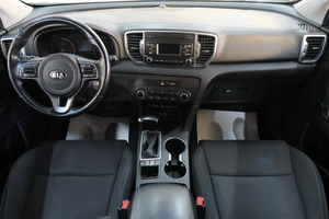 Внедорожник Kia Sportage 2016 года, 2099000 рублей, Омск