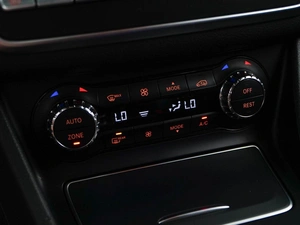 Внедорожник Mercedes-benz GLA-класс 2017 года, 2429050 рублей, Москва