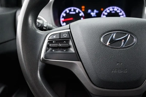 Седан Hyundai Solaris 2017 года, 879000 рублей, Ульяновск