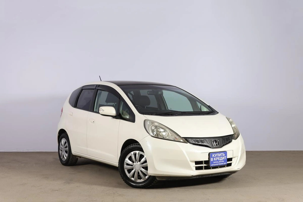 Хетчбэк Honda Fit 2011 года, 989000 рублей, Новосибирск