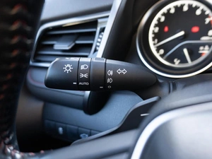 Седан Toyota Camry 2021 года, 3199000 рублей, Санкт-Петербург