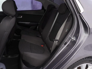 Седан Kia Rio 2016 года, 1040000 рублей, Тверь