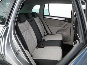 Внедорожник Volkswagen Tiguan 2018 года, 2149046 рублей, Москва