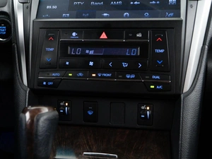 Седан Toyota Camry 2017 года, 1900046 рублей, Москва