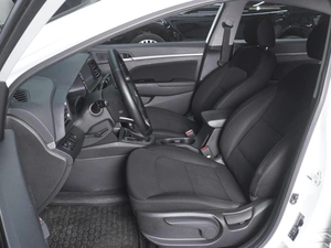 Седан Hyundai Elantra 2020 года, 1583000 рублей, Ростов-на-Дону