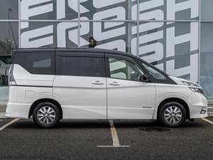 Минивэн Nissan Serena 2018 года, 2215000 рублей, Краснодар
