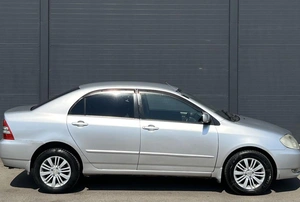 Седан Toyota Corolla 2003 года, 530000 рублей, Солонцы