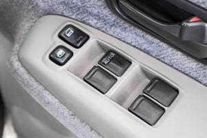 Минивэн Nissan Serena 2000 года, 599000 рублей, Барнаул