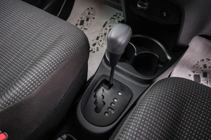 Хетчбэк Toyota Vitz 2019 года, 959000 рублей, Красноярск