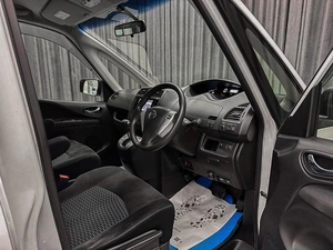 Минивэн Nissan Serena 2014 года, 1200000 рублей, Красноярск