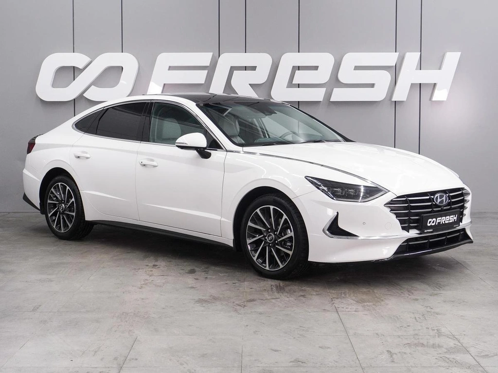 Седан Hyundai Sonata 2023 года, 3180000 рублей, Воронеж