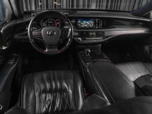 Седан Lexus LS 2018 года, 5190000 рублей, Тюмень