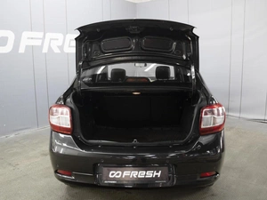 Седан Renault Logan 2014 года, 760000 рублей, Омск