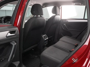 Внедорожник Volkswagen Tiguan 2019 года, 2438000 рублей, Воронеж