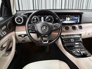 Седан Mercedes-benz E-класс 2016 года, 2597000 рублей, Ставрополь