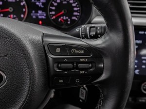 Хетчбэк Kia Rio X-Line 2018 года, 1399000 рублей, Краснодар