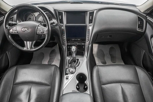 Седан Infiniti Q50 2017 года, 1849000 рублей, Барнаул