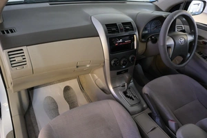 Седан Toyota Corolla Axio 2009 года, 899000 рублей, Омск