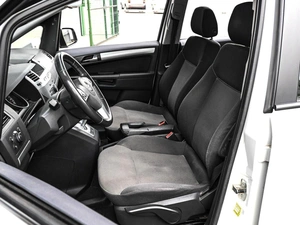 Минивэн Opel Zafira 2013 года, 834000 рублей, Кирилловка