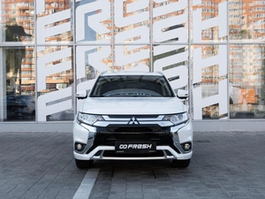 Внедорожник Mitsubishi Outlander 2022 года, 2670000 рублей, Ставрополь