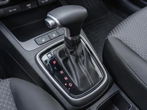 Хетчбэк Kia Rio X 2022 года, 2039000 рублей, Санкт-Петербург