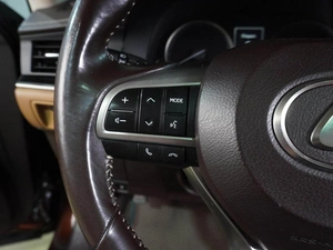 Седан Lexus ES 2017 года, 3299000 рублей, Воронеж