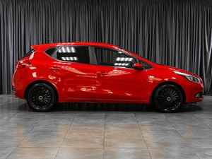 Хетчбэк Kia Ceed 2014 года, 839000 рублей, Тюмень