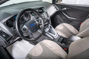 Хетчбэк Ford Focus 2012 года, 1029000 рублей, Томск